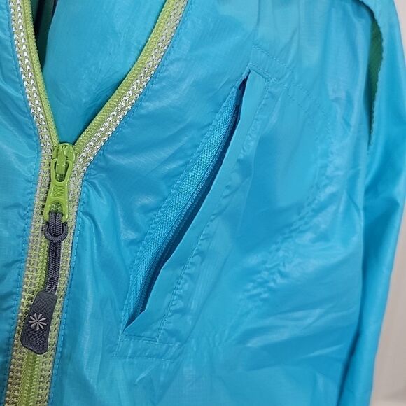 Athleta Turquoise Blue Lightweight Windbreaker Size Medium - Picture 3 of 9